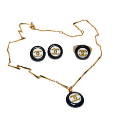 Load image into Gallery viewer, Interlocking CC Black & White Button Jewelry Set