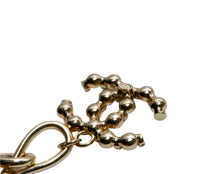 Load image into Gallery viewer, Interlocking CC Logo Pearl Toggle Choker Necklace