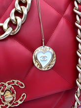 Load image into Gallery viewer, Designer Heart Button Pendant Necklace