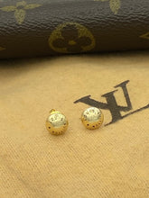 Load image into Gallery viewer, Designer Gold Rivet Stud Earrings